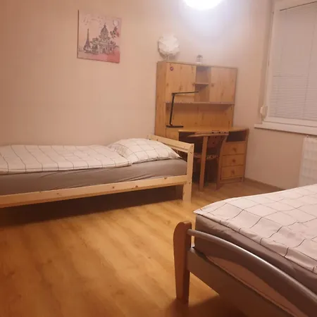 Apartmán Levice Appartamento *